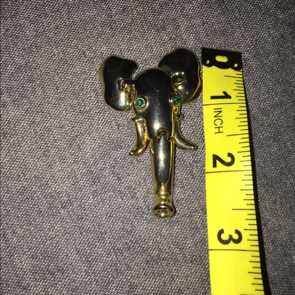 Elephant Goldtone Brooch - Picture 2 of 6